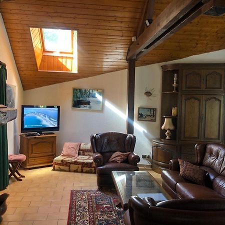 Marigny  Maison/Gite Familial Dans Le Jura A 200M Du Lac Avec Piscine Privee מראה חיצוני תמונה